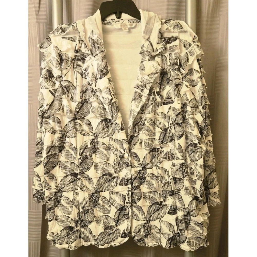 Erin London Single Button Black & White Floral Ruffled Flouncy Jacket Size XL